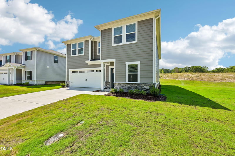 409 Southland Dr, Zebulon, NC 27597