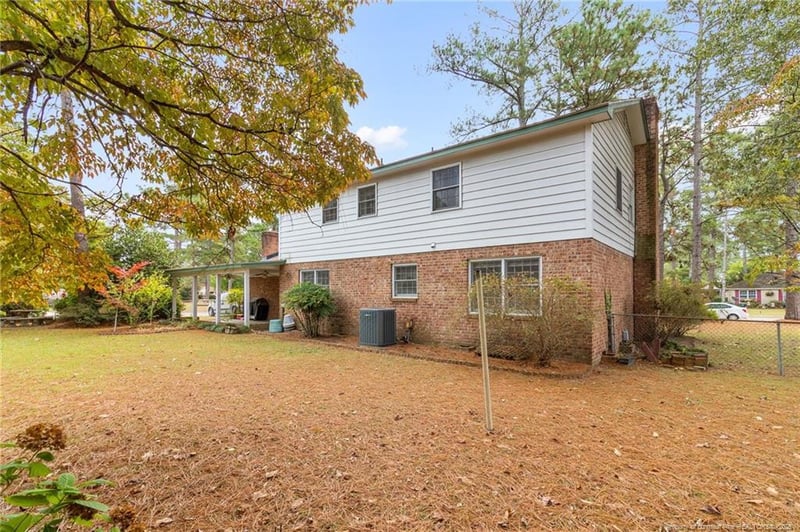 409 Southwick Dr, Fayetteville, NC 28303