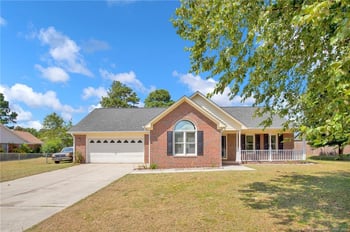 409 Sparrow Dr, Fayetteville, NC 28306