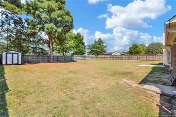 409 Sparrow Dr, Fayetteville, NC 28306