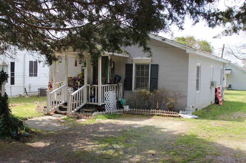 409 W Stallings St, Clayton, NC 27520