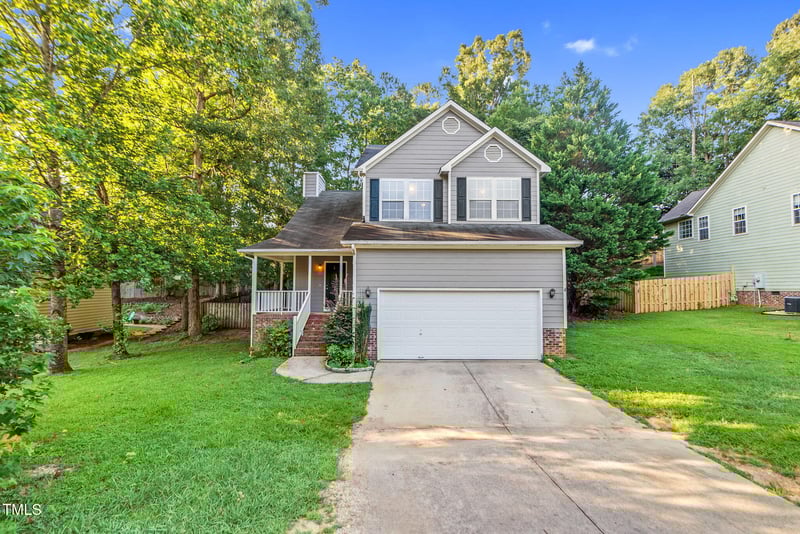 409 Teal Lake Dr, Holly Springs, NC 27540