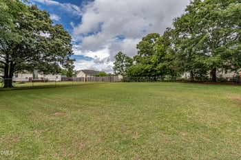 409 Twin Creeks Dr, Goldsboro, NC 27530