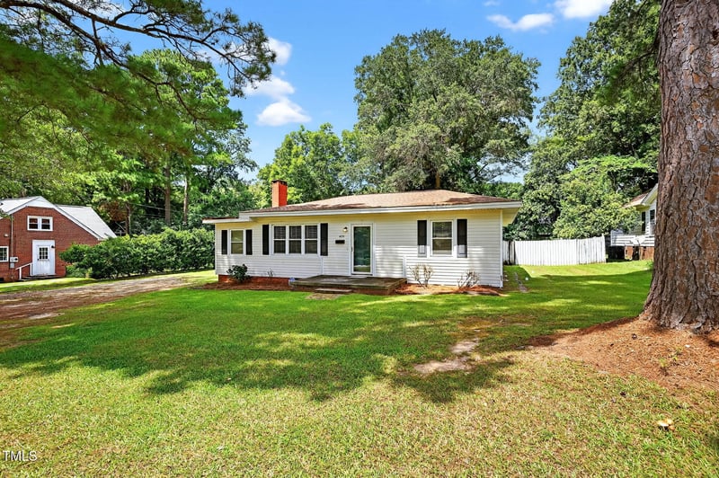 409 Vance St, Fuquay Varina, NC 27526