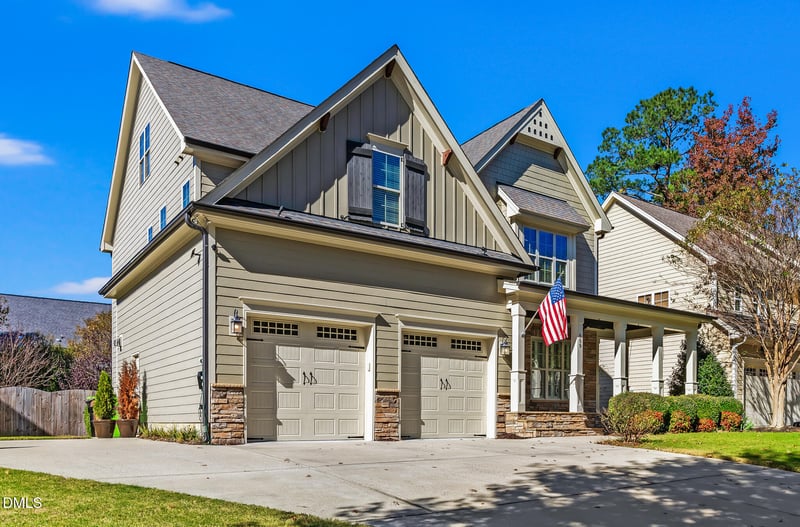 409 Wanderview Ln, Holly Springs, NC 27540