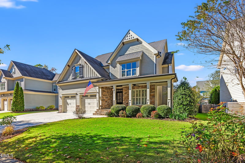 409 Wanderview Ln, Holly Springs, NC 27540