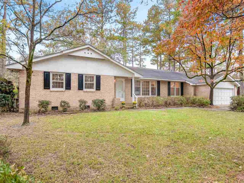 409 W Wellons St, Smithfield, NC 27577