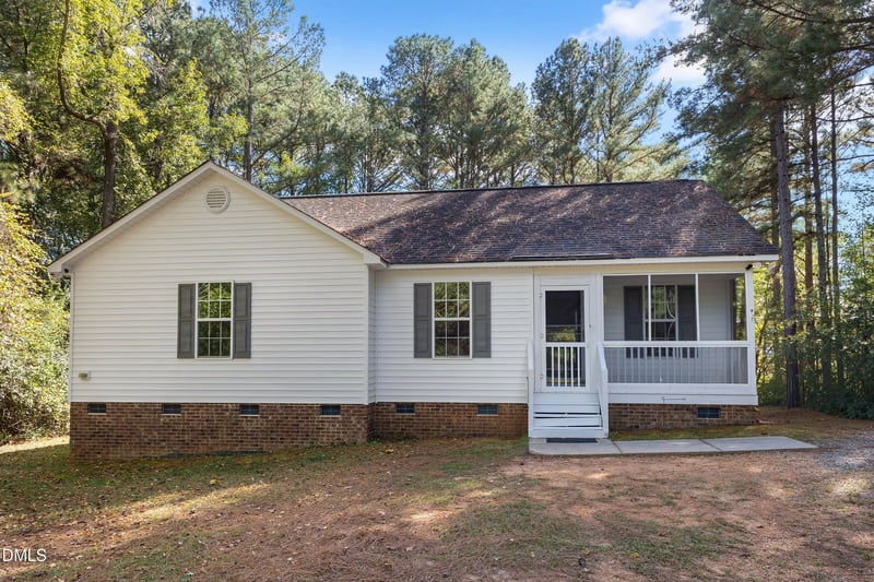 409 Wildwood Ln, Smithfield, NC 27577