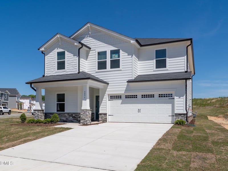 4096 Rosebush Dr, Zebulon, NC 27597