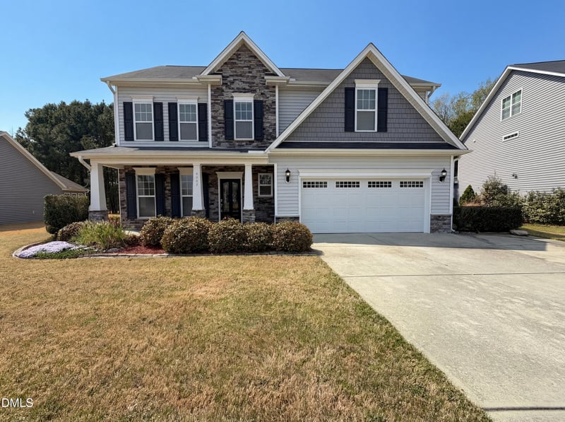 4097 Weavers Pond Dr, Zebulon, NC 27597