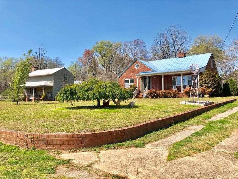 41 Anderson Jones Rd, Roxboro, NC 27574