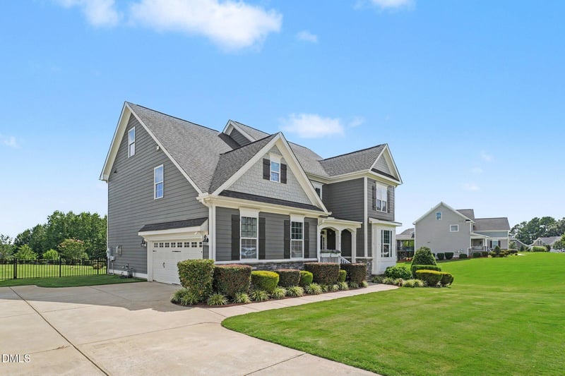 41 Bonaventure Dr, Clayton, NC 27527