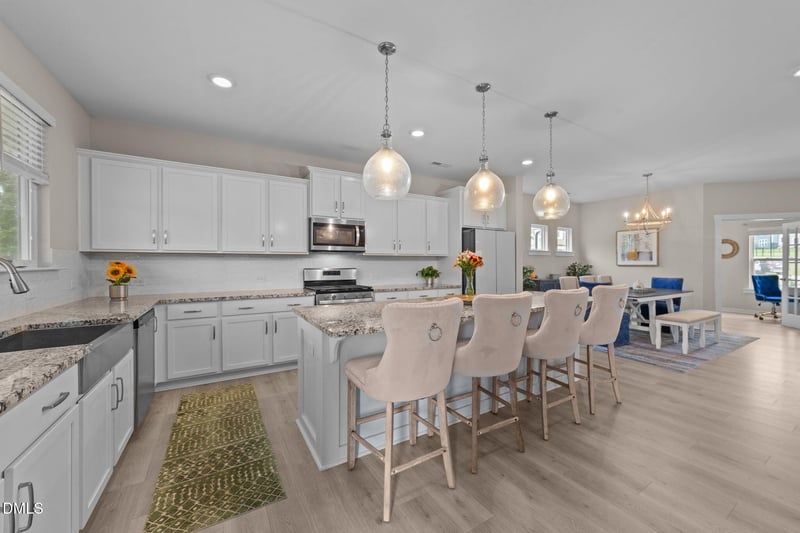 41 Capstone Dr, Clayton, NC 27527