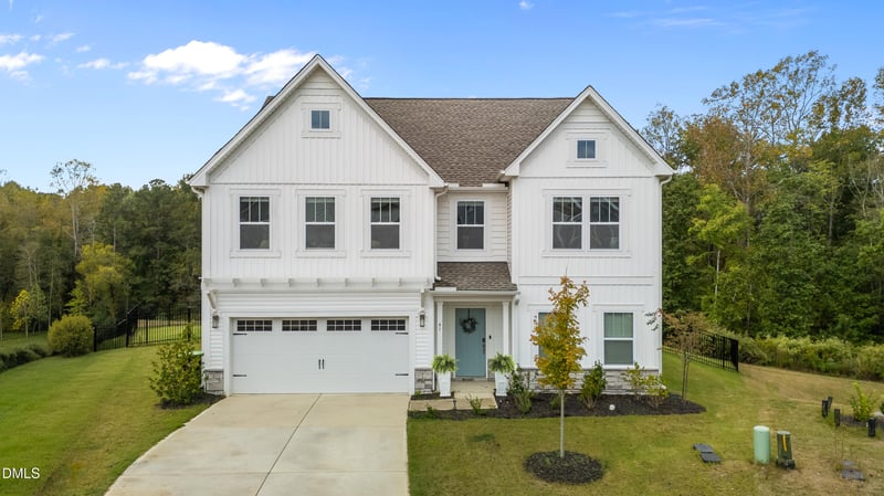 41 Capstone Dr, Clayton, NC 27527
