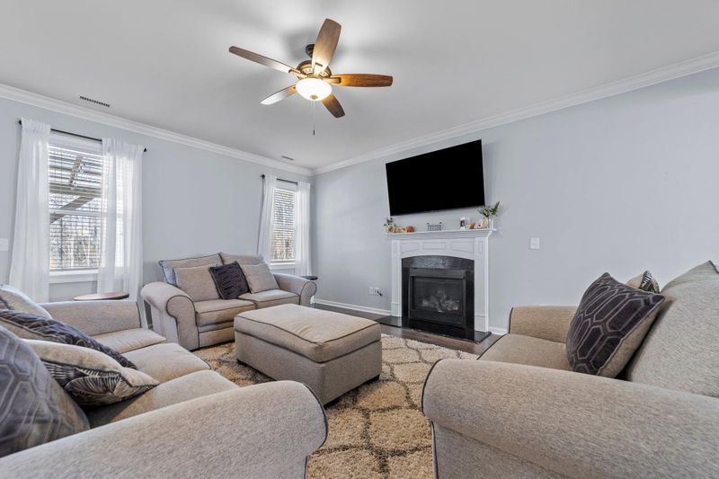 41 E Copenhaver Dr, Clayton, NC 27527