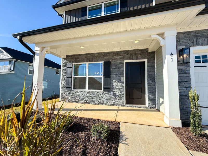 41 Decatur Dr, Fuquay Varina, NC 27526