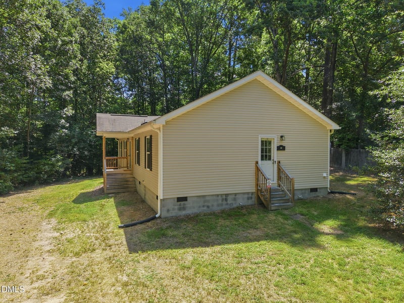 41 Glendale Dr, Pittsboro, NC 27312