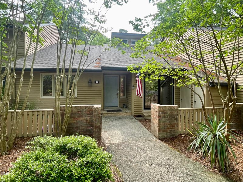 41 Glenmore Dr, Durham, NC 27707
