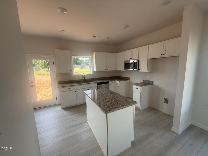 41 Gresham Ct, Dunn, NC 28334