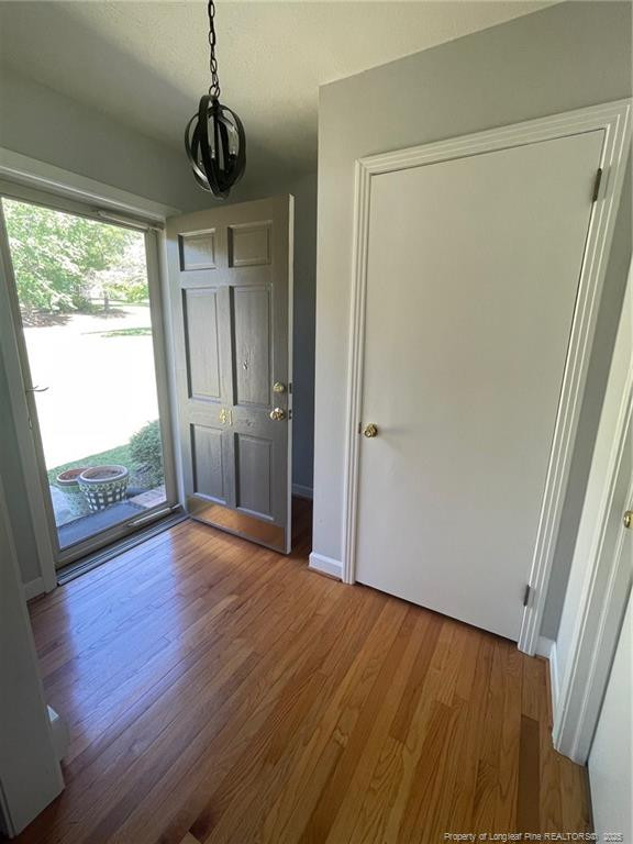 41 Hillcrest Dr, Lillington, NC 27546
