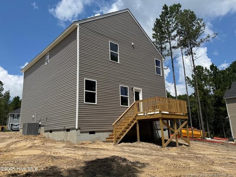 41 Horse Trot Ln, Sanford, NC 27332