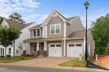 41 Manor Stone Dr, Clayton, NC 27527