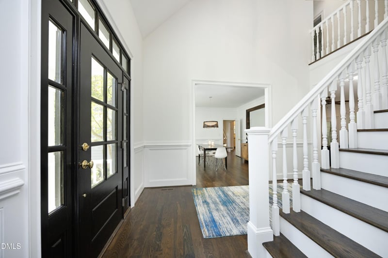 41 Oakwood Dr, Chapel Hill, NC 27517
