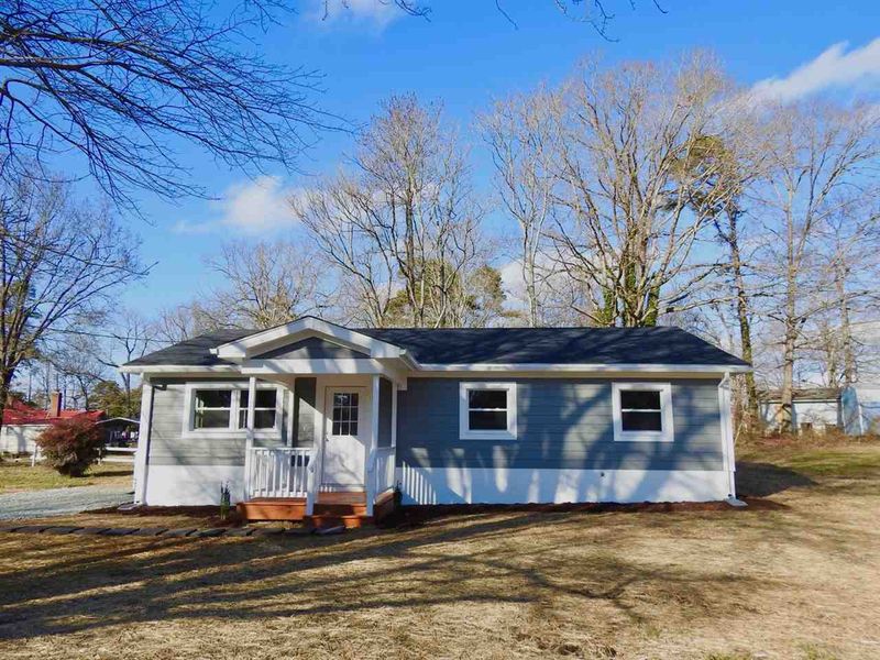 41 Peace St, Roxboro, NC 27573