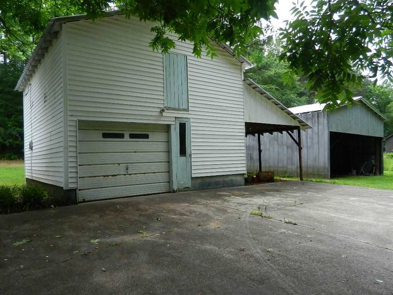 41 Pg Ln, Zebulon, NC 27597