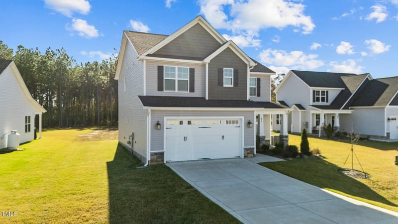 41 Red River Dr, Selma, NC 27576