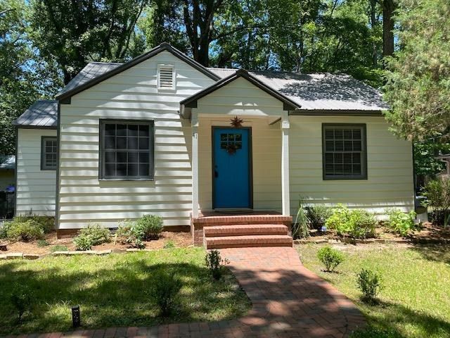 41 Rogerson Dr, Chapel Hill, NC 27517