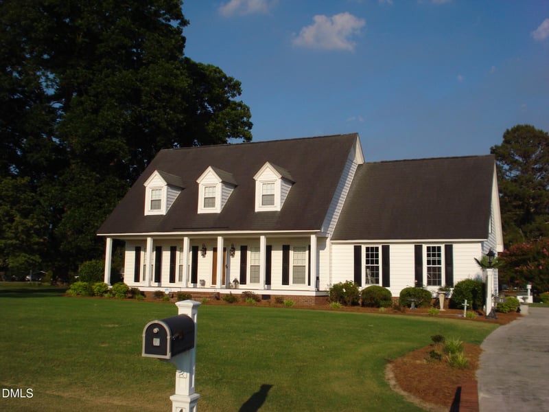 41 Sandy Ridge Rd, Dunn, NC 28334