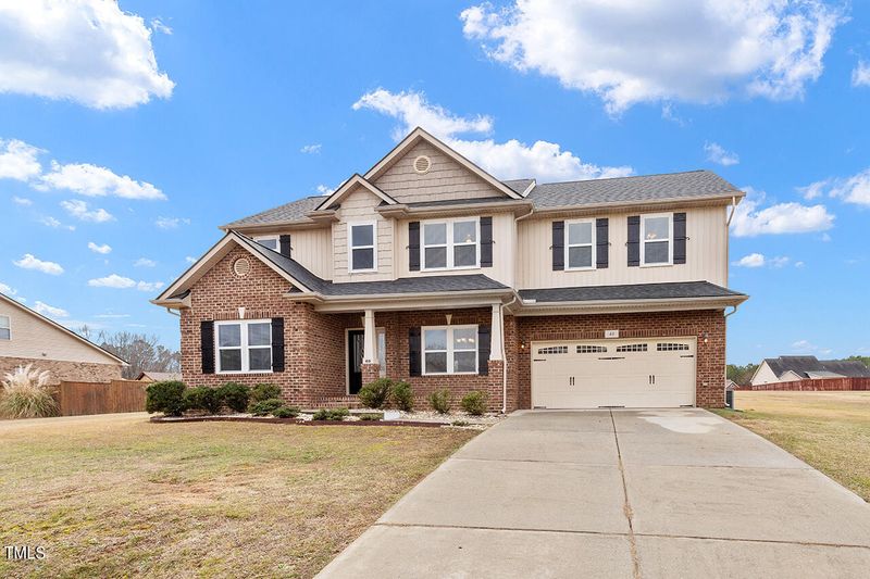 41 Suzanne Dr, Angier, NC 27501