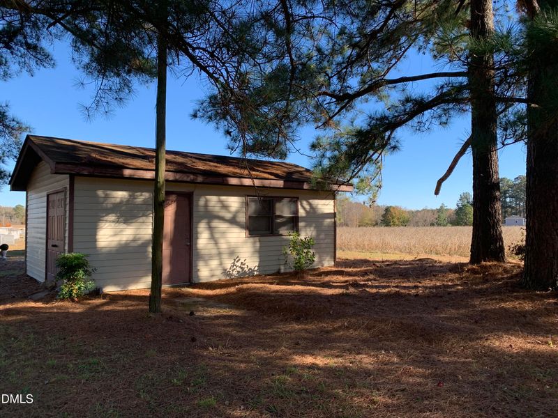 41 Tant Rd, Zebulon, NC 27597