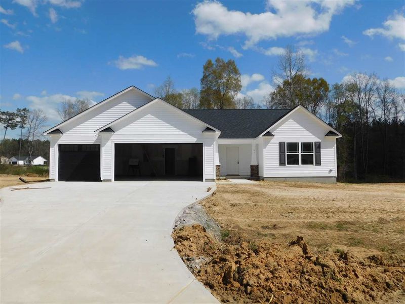 41 Viajar Way, Smithfield, NC 27577