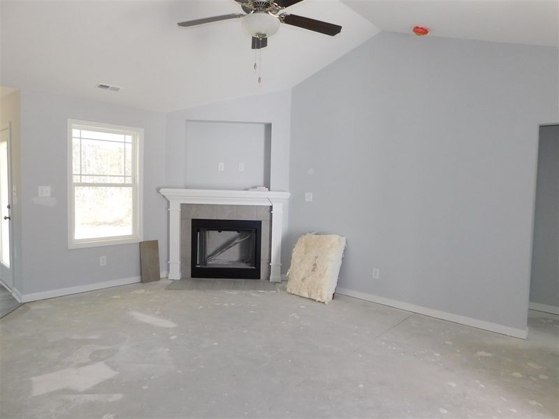 41 Viajar Way, Smithfield, NC 27577