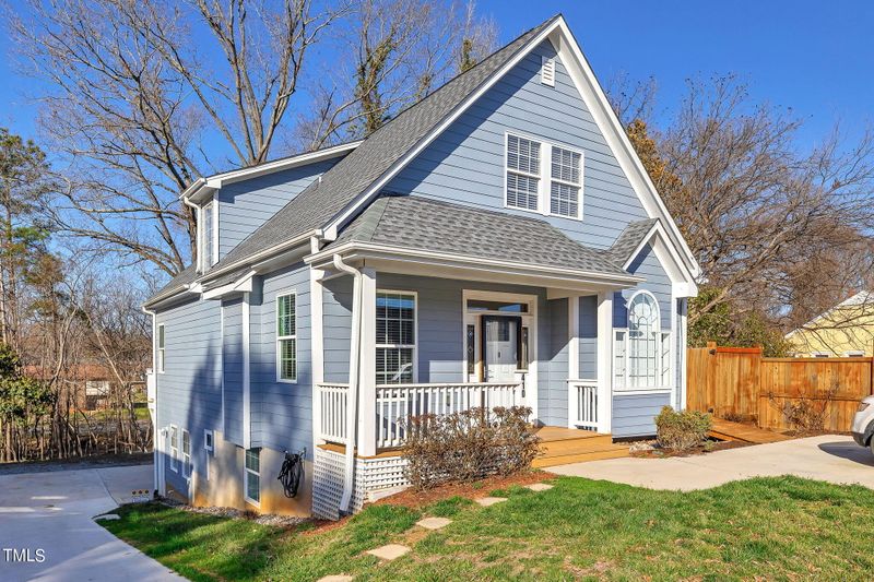 410 Albright Ave, Graham, NC 27253