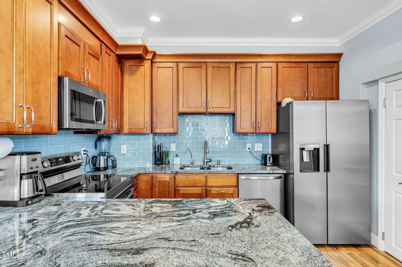 410 Albright Ave, Graham, NC 27253
