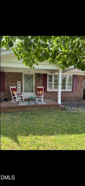 410 Blackmon St, Four Oaks, NC 27524