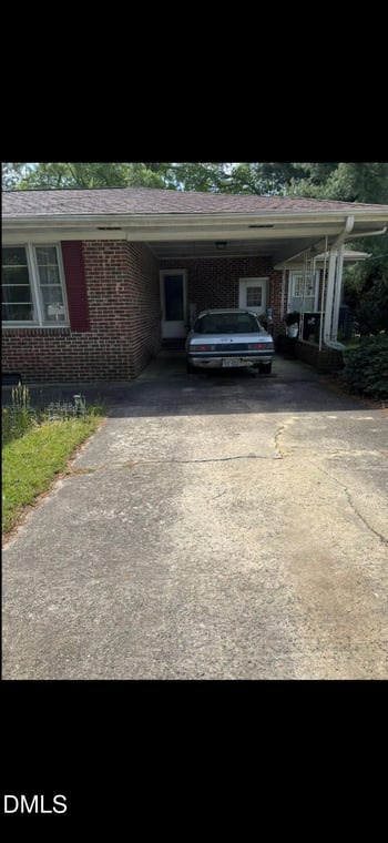 410 Blackmon St, Four Oaks, NC 27524