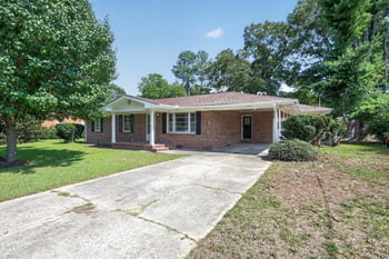 410 Blackmon St, Four Oaks, NC 27524