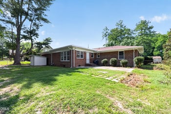 410 Blackmon St, Four Oaks, NC 27524