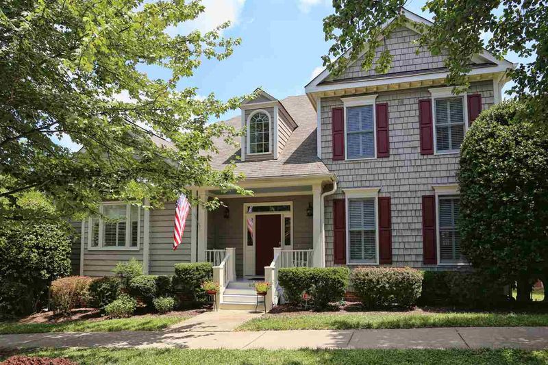 410 Brookgreen Dr, Chapel Hill, NC 27516