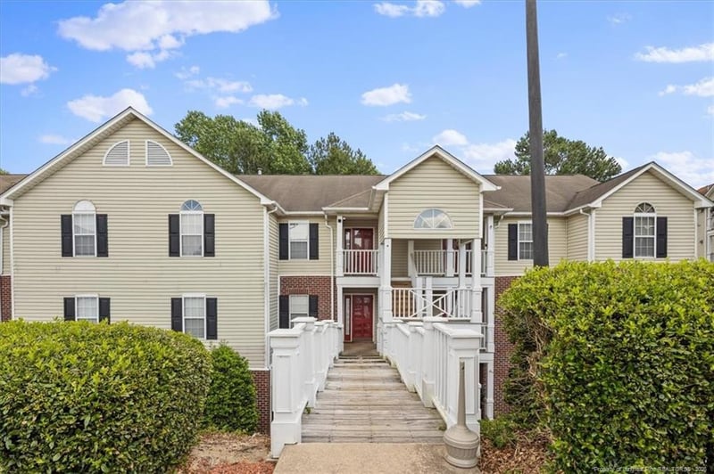 410 Bubble Creek Ct #4, Fayetteville, NC 28311