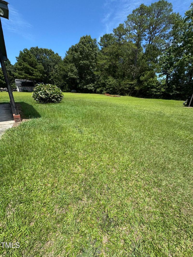 410 Carmil Dr, Selma, NC 27576