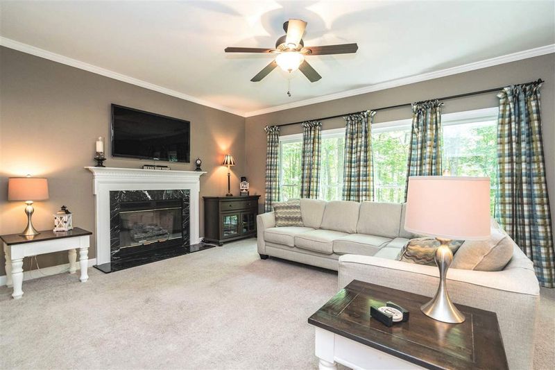 410 Cary Pines Dr, Cary, NC 27513