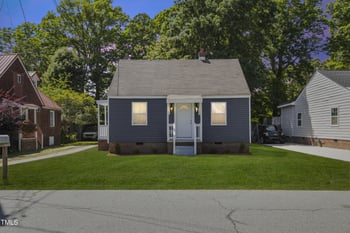 410 Caswell St, Burlington, NC 27217