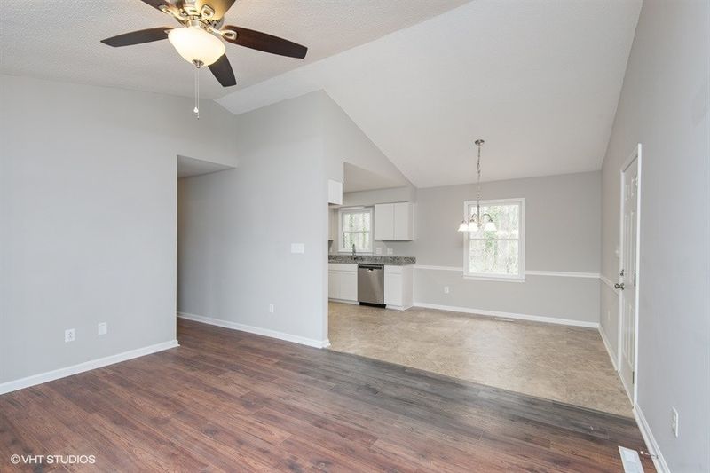 410 S First St, Mebane, NC 27302