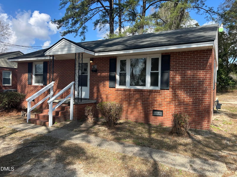 410 Godwin St, Dunn, NC 28334