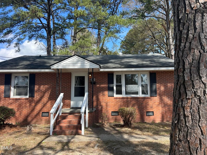 410 Godwin St, Dunn, NC 28334